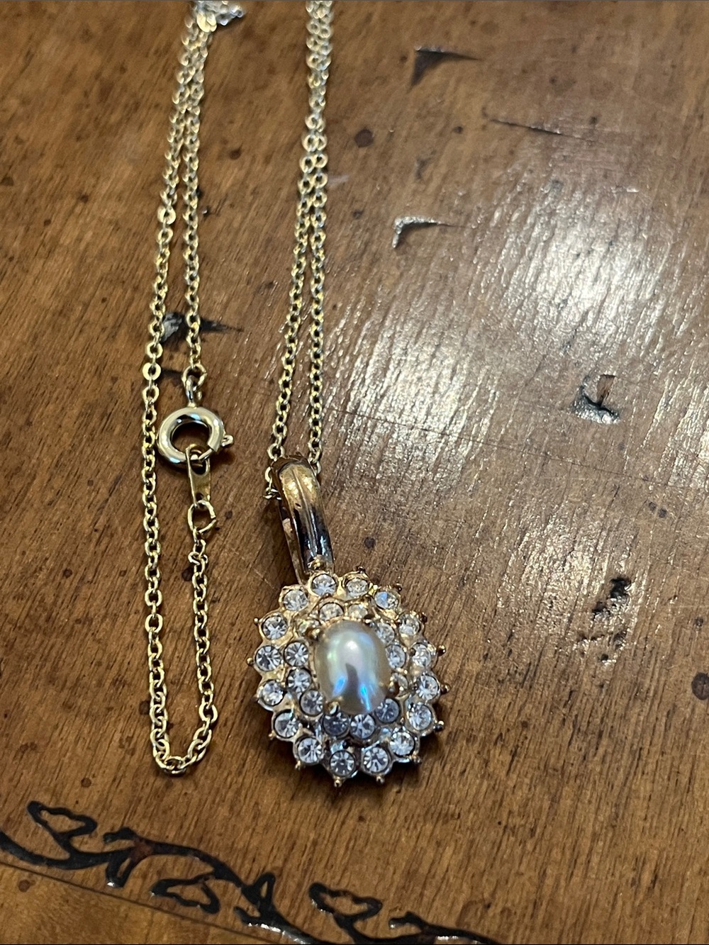 Roman vintage pendant necklace costume jewelry